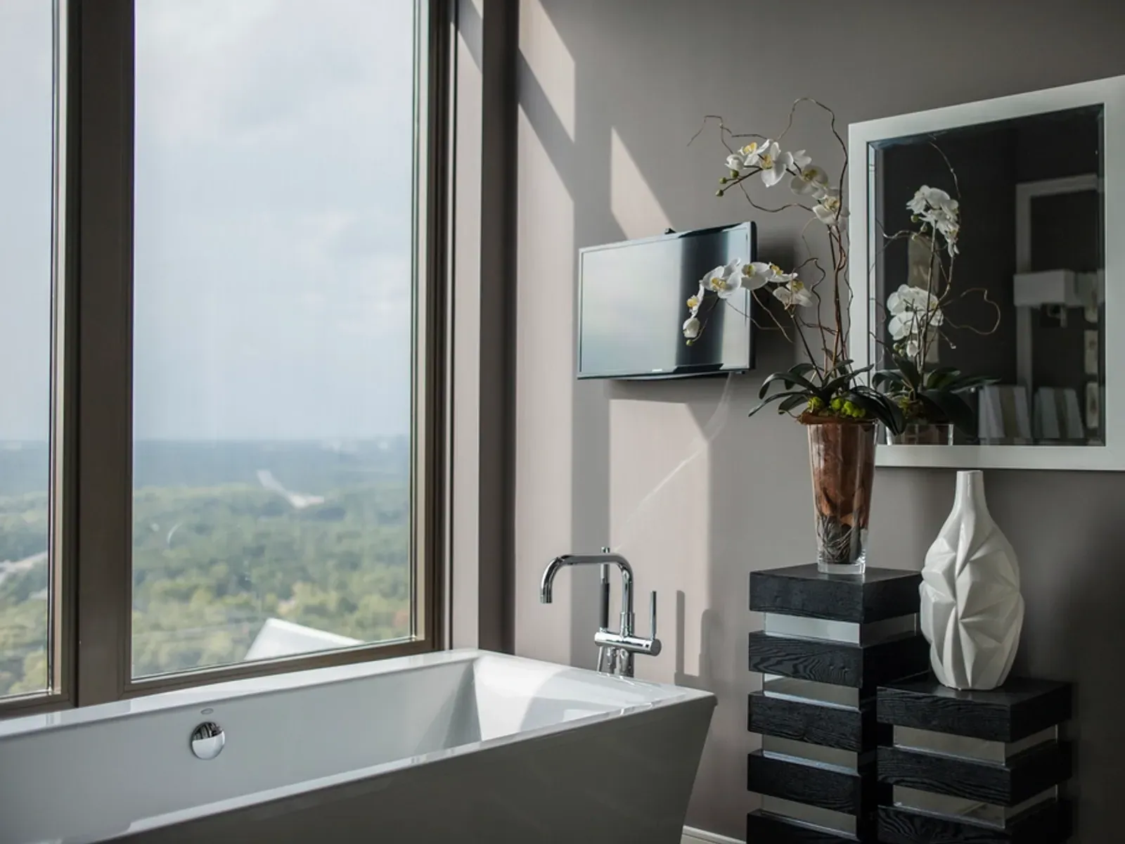 Bathroom at Nineteen Hundred Row in RidgeGate