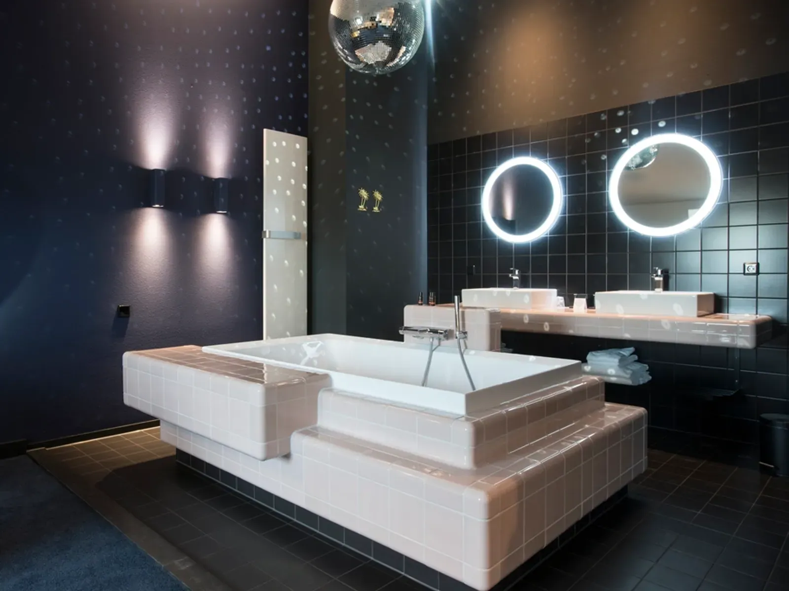 Bathroom at Switchback Lofts in Sunnyside
